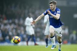 开云体育中国-关于沙尔克04引援将离，英超球队瞄准多名球星的信息