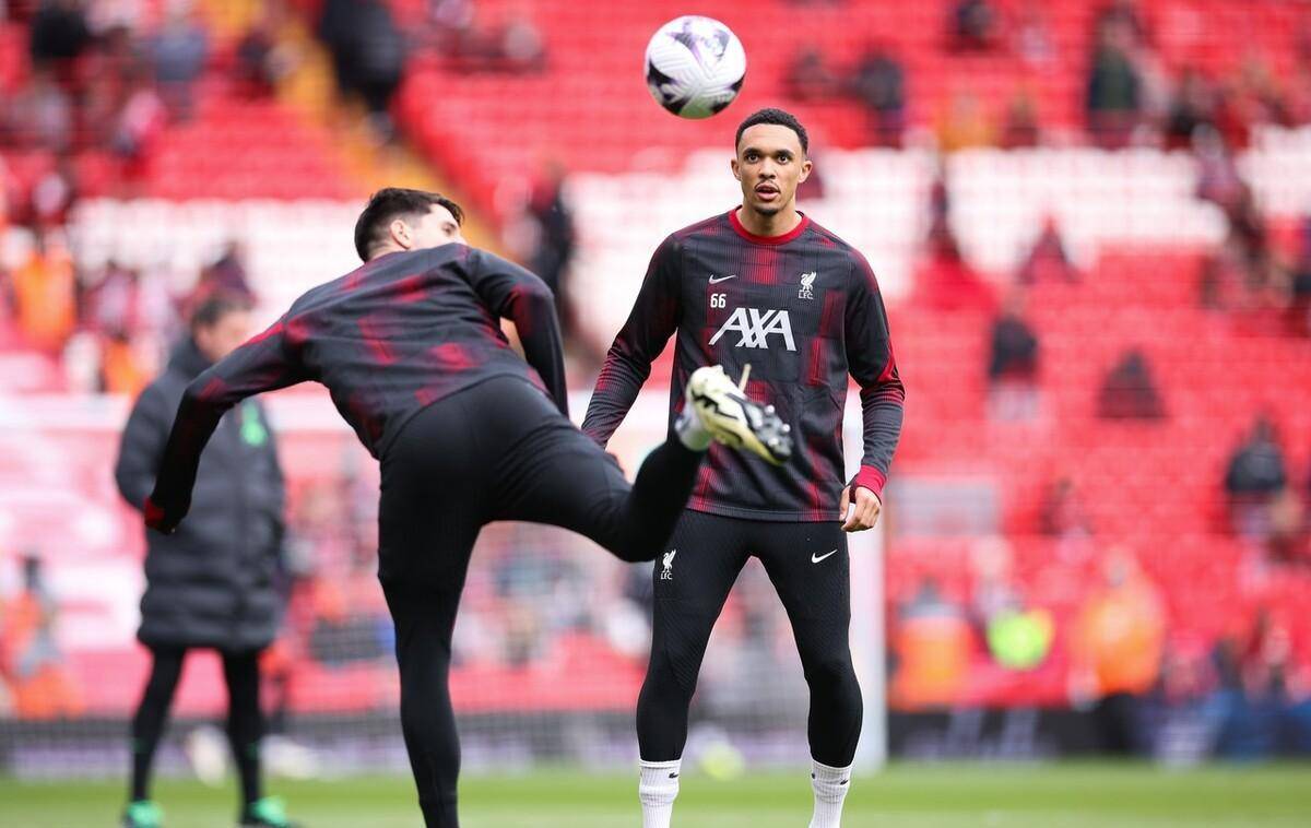 包含利物浦后卫受伤，或将缺席未来多场比赛的词条