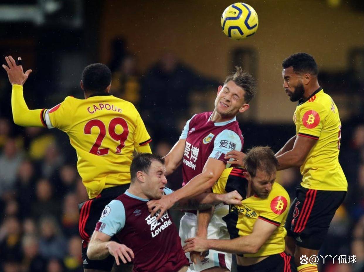 沃特福德客场轻松击败曼联,豪取客场三分的简单介绍 沃特福德客场轻松击败曼联,豪取客场三分的简单介绍