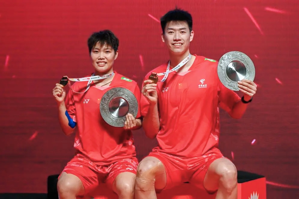 中国乒乓球队轻取中国羽毛球队,莫德里奇送出关键助攻焦点之战小组赛,强势挺进下一轮的简单介绍 中国乒乓球队轻取中国羽毛球队,莫德里奇送出关键助攻焦点之战小组赛,强势挺进下一轮的简单介绍