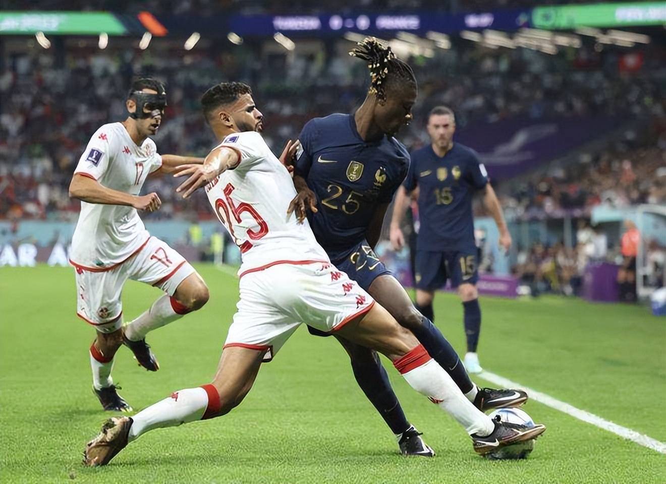 秘鲁绝杀丹麦,格列兹曼打破历史纪录的简单介绍 秘鲁绝杀丹麦,格列兹曼打破历史纪录的简单介绍