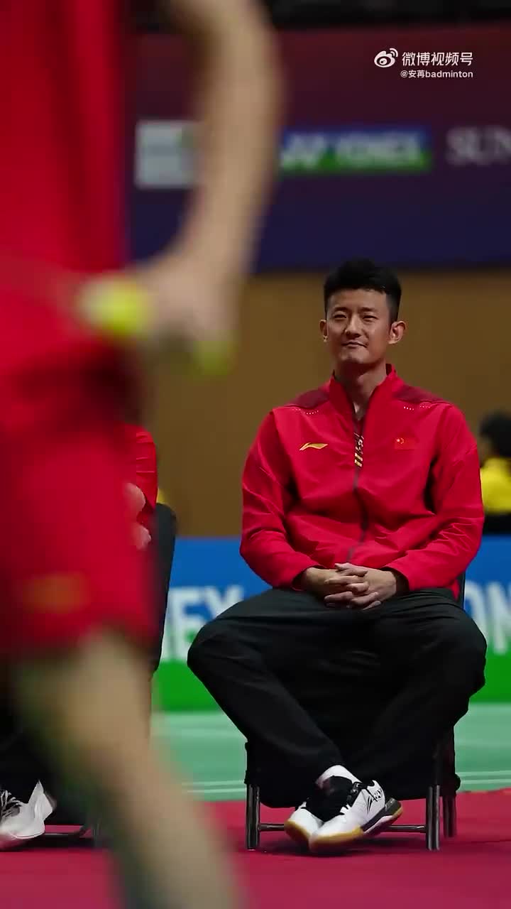 包含印尼羽毛球队完胜日本羽毛球队，谌龙一己之力扛起全队的词条