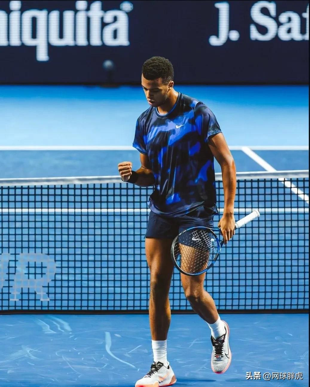 世界网球队碾压日本网球队，克耶高斯高光表现的简单介绍