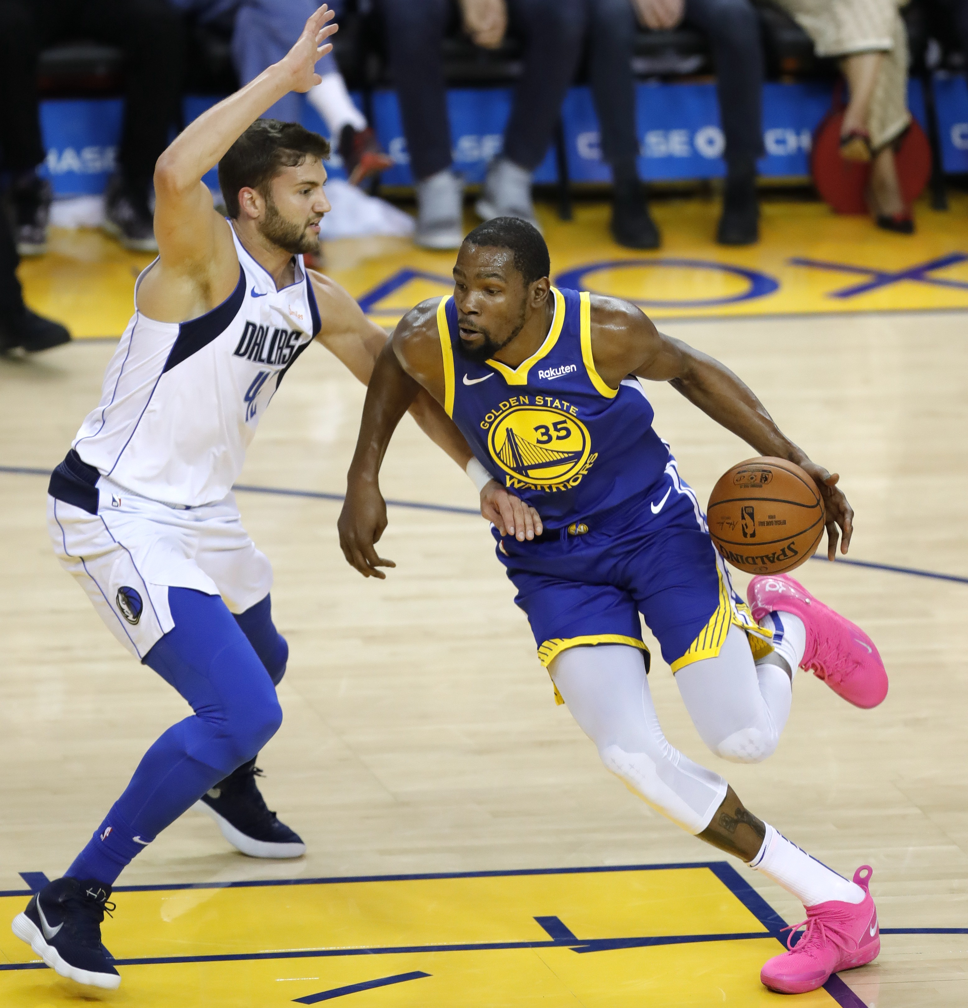 包含NBA球员突破自我，表现堪称完美的词条