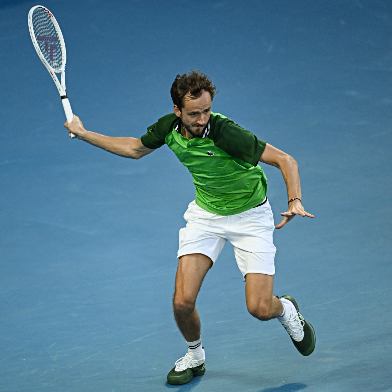 ATP总决赛险胜澳网，梅德韦杰夫扛起全队